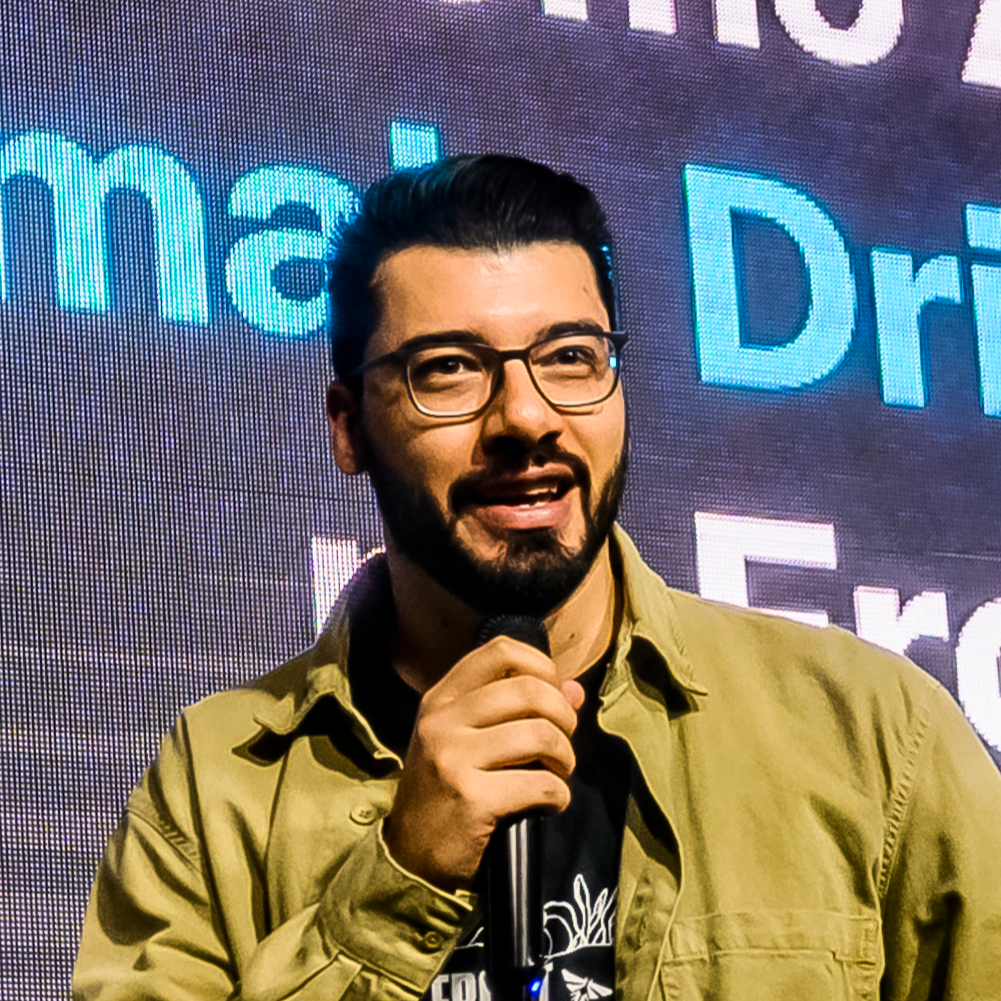 Foto do Professor Thomas Alvarenga